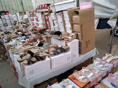 mercadillo de los alcazares